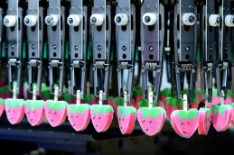 Kido Group enjoys strong H1 growth Kem Trai Dau 5